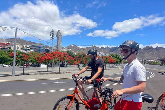 1.5 Hour Guided Bike Tour of Santa Cruz de Tenerife - Small-group pace, bike options, and comfort details that matter