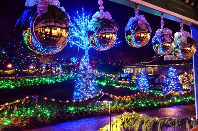 1 hour City Tour & Butchart Gardens: Christmas - Entry included! - Price and Value: What You’re Paying For (and Why It’s Not Just a Ride)