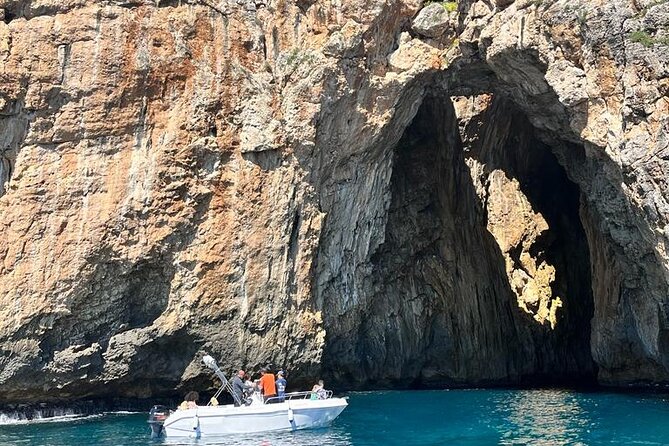 3-Hour Guided Boat Tour to the Caves in Santa Maria di Leuca - Should you book this cave boat tour?