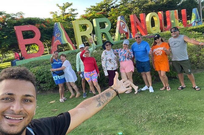 Adventure in Barranquilla and Santa Marta from Cartagena - Malecón León Caridi: River Views and Caribbean Food Breaks