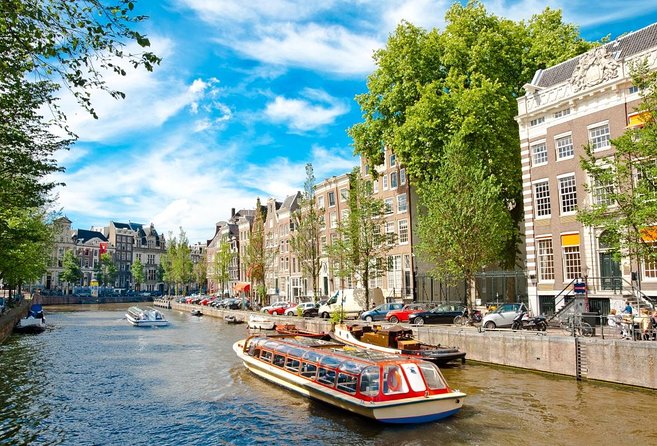 Amsterdam Christmas Walk with hot drink and Dutch treat - Key Things I’d Tell You Before You Go