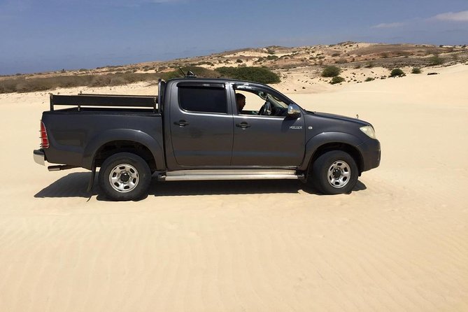 Boa Vista Island: Half-day Tour + Santa Monica Beach by 4x4 - Who should book this tour
