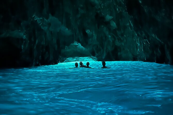 Boat tour to the caves of Santa Maria di Leuca - Swimming and bathing in cave areas: the fun part, with one honest caveat