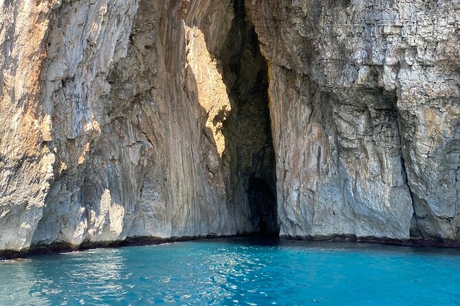 Boat tour to the caves of Santa Maria di Leuca - Meeting at SeaSalentoPorto Turistico: the start you’ll actually enjoy