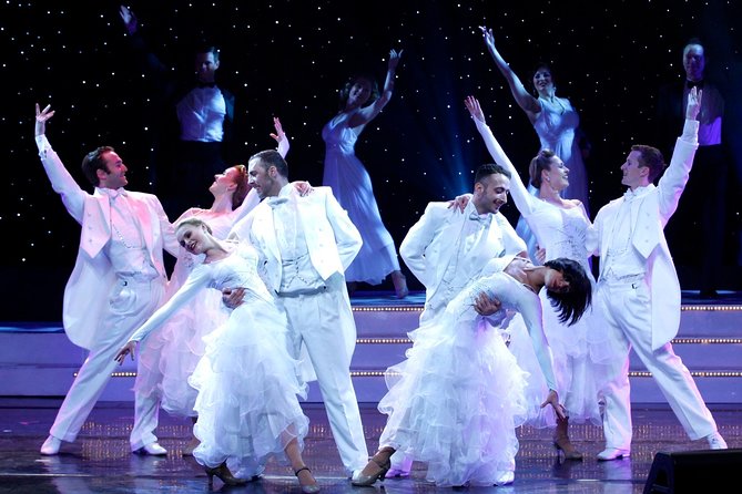 Branson's Christmas Wonderland - The 2-hour show flow: what you’ll experience onstage