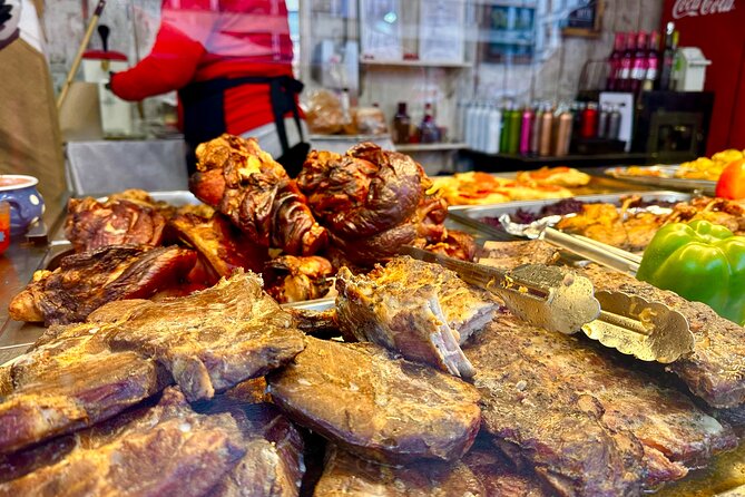 Budapest Wonderland - A Christmas Market Tour with Chimney Cake & Mulled Wine - The chimney cake and mulled wine stop: what you actually get