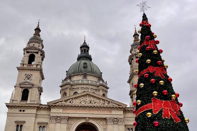 Budapest Wonderland - A Christmas Market Tour with Chimney Cake & Mulled Wine - What you learn from the guide: traditions, not just trivia