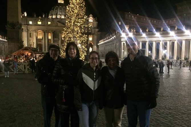 Celebrate Christmas in Rome - Small Group Walking Tour - Outside the Pantheon: festive lights around ancient scale