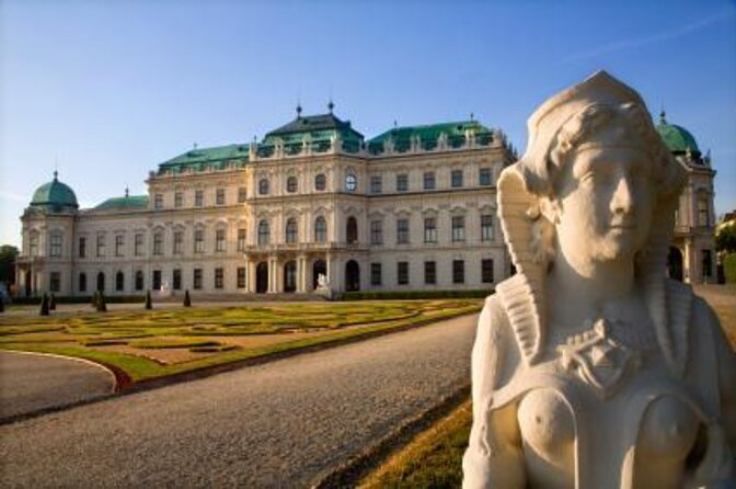 Christmas at Belvedere: 3hr Private Tour of Upper Palace & Market - Key highlights