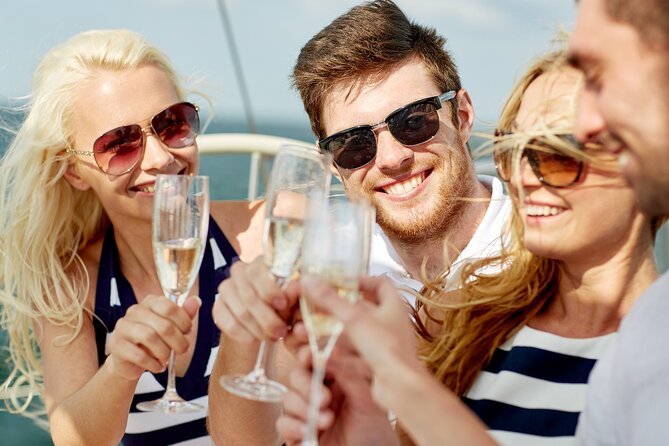 Christmas Day Lunch Cruise on Sydney Harbour - 12:00 pm timing and meeting at Walsh Bay