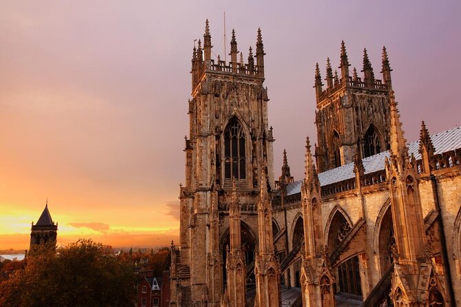 Christmas Guided Walking Tour in York - Key highlights you’ll feel right away
