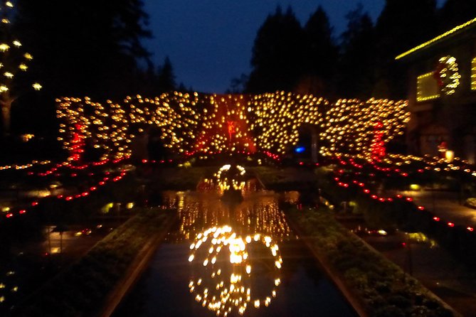 Christmas in Victoria and the Butchart Gardens - The residential light tour: where the best surprises live