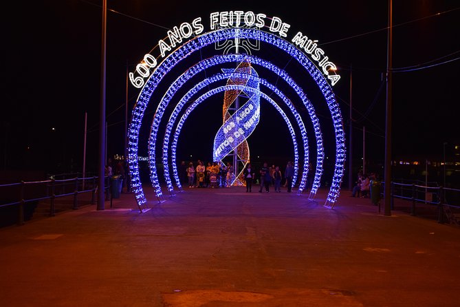 Christmas Lights Tukxi Tour (price per tukxi - up to 5 people) - Key highlights at a glance