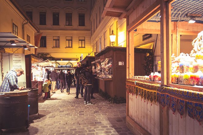 Christmas Market Vienna Tour - How the route flows: four markets, short stays, steady walking