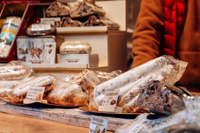 Christmas Markets Food Tour in Munich - Food and Drinks: Glühwein, Feuerzangenbowle, Lebkuchen, and More