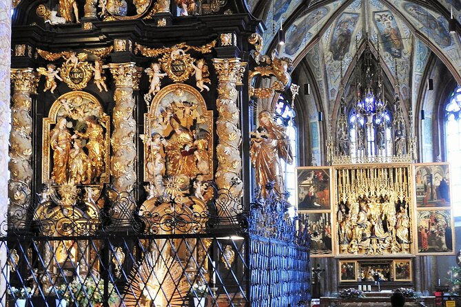 Christmas Markets Tour with St.Gilgen + St.Wolfgang + Hallstatt - St. Gilgen Christmas Market: 30 Minutes on Wolfgangsee