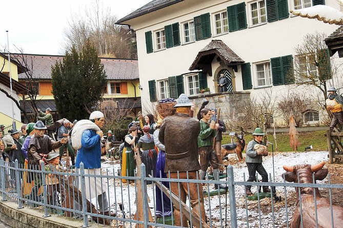 Christmas Markets Tour with St.Gilgen + St.Wolfgang + Hallstatt - The Drive Through Salzkammergut: Ski Town Views and Old Town Passing