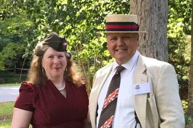 Christmas on the Homefront: A 1-Hour World War II Character Tour - Merchants Square: entertainment for soldiers, including movies and the USO