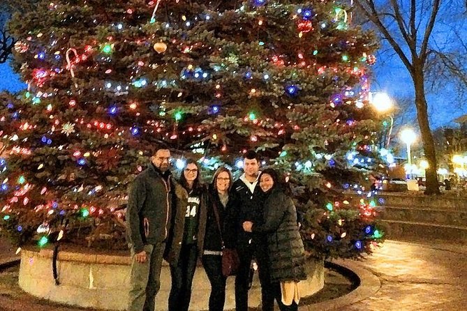 Christmas Past, Present and Future Light Tour in Milwaukee - Pere Marquette Park and Cathedral Square: Two Different Light Atmospheres