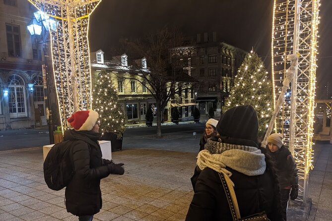 Christmas Walking Tour in Old Montreal - Price and value: $26.27 for a themed guide, free exhibits, and a market ending