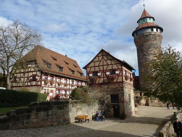 City tour through Nuremberg with the little train - Christmas tour - Key Things I’d Know Before You Go