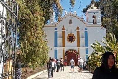Cycle to the millenary tree "El Tule" - Stop 1: The El Tule tree area (what you’ll see in about 15 minutes)