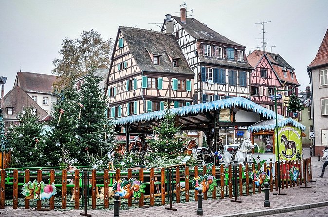 Discover Colmar's Christmas Market Magic with a Local - Stop 2 at the Gourmet Christmas Market: food first, photos second