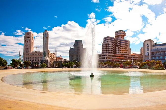 Discover Santa Cruz de Tenerife, The Ultimate City Tour - Casa del Carnaval: why Tenerife’s party culture deserves a museum stop