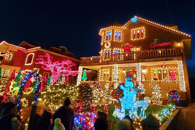 Dyker Heights Christmas Lights Guided Tour - Price and Value: What $63 Buys You (And What It Doesn’t)