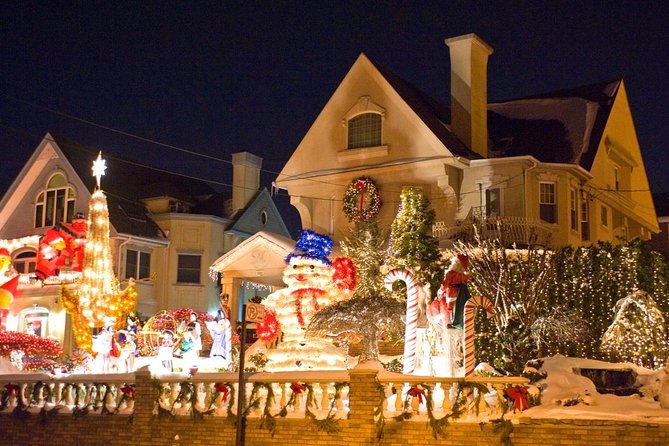Dyker Heights Christmas Lights Tour - Should You Book Dyker Heights Christmas Lights Tour?