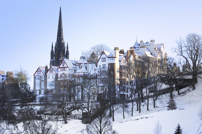 Edinburgh Christmas Tour, Highlights & Hidden Gems with a Local - Princes Street Gardens and St. Andrew Square: ice skating focus without the fuss