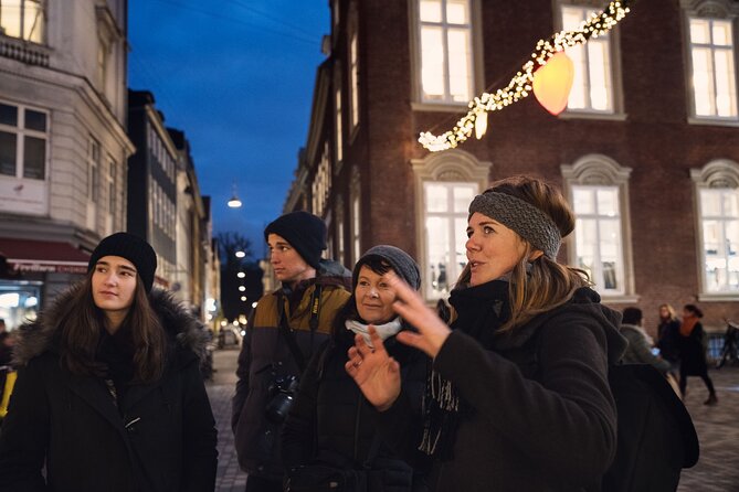 Experience and Taste the Copenhagen Christmas - The Christmas game: bring 1–2 small wrapped gifts