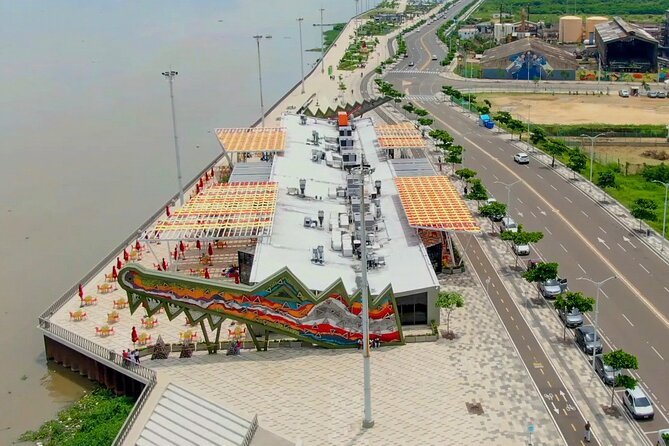 Full Day Tour from Cartagena through Barranquilla and Santa Marta - Barranquilla monuments: quick stops, real stories, and lots of photos
