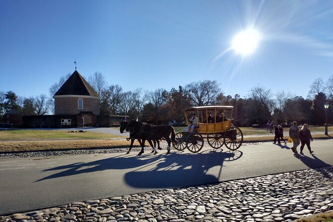 Guided Colonial Christmas Tour in Williamsburg - Colonial homes and holiday tales: the Geddy House, Tucker House, and Palmer home