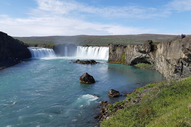 Half-Day Combo Tour to Goðafoss, Laufas and The Christmas House - The Christmas House and garden: festive warmth, trolls, and shop time