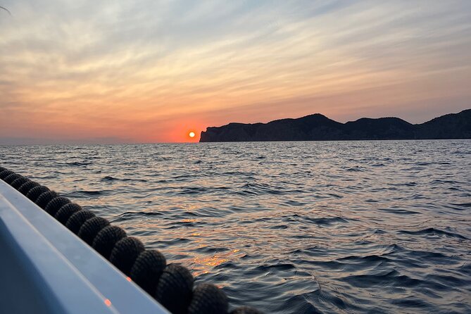 License free boat rental around the coast of santa ponsa - Who This Boat Rental Is Best For