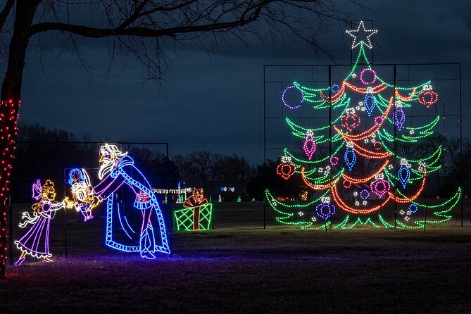 LIghts of Joy Christmas Light Drive-Thru - Santa timing: when your weekend plans should sync up