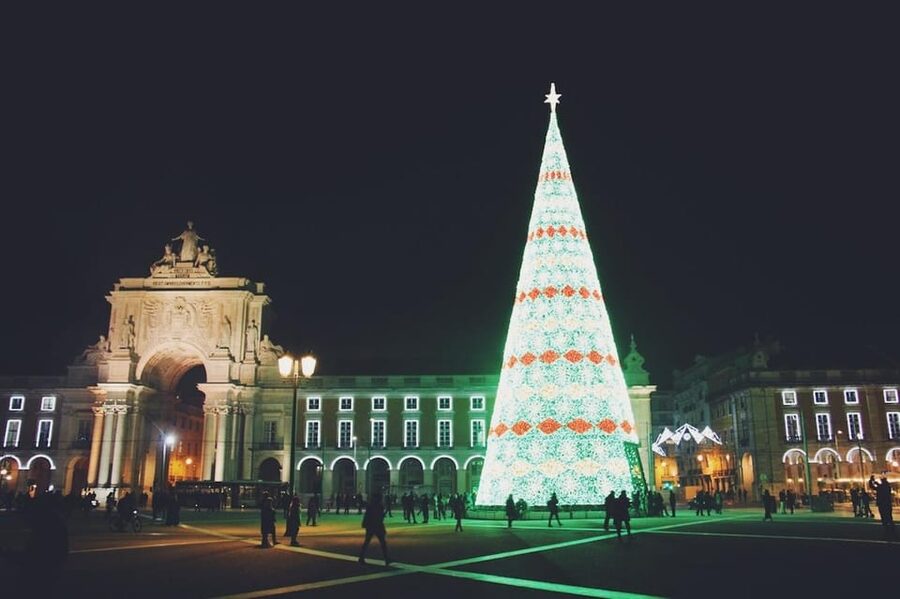 Lisbon: Private Christmas Lights Tour by Eco Tuk Tuk - Lisbon Christmas Lights, but Faster and More Personal