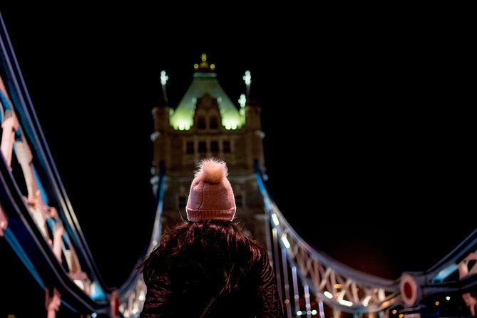 London Christmas Eve Illuminations Guided Tour by Night - Big Ben (Elizabeth Tower): Timekeeping and Icon Status