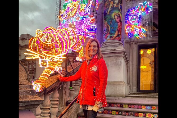 London Christmas Lights Guided Tour by Cab - Stop 5: The Westminster area—big symbols in one pass