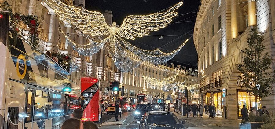 London: Christmas Lights Self Guided Walking Tour - Piccadilly Street to Bond Street: Bright Streets, More Window-Light Than Landmark