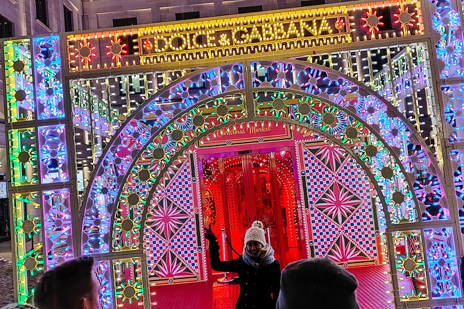 London Christmas Sparkle Private Walking Tour - Seven Dials to Covent Garden: giant baubles and opera-era atmosphere