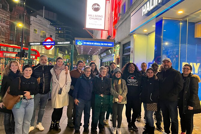London Magical Christmas Walking Tour with Guide - Where you’ll meet and what your evening pacing really looks like