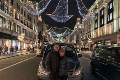 Magical Christmas Lights in London: Private Black Cab Tour - Marylebone, Bond Street, and Carnaby Street: where the atmosphere gets better