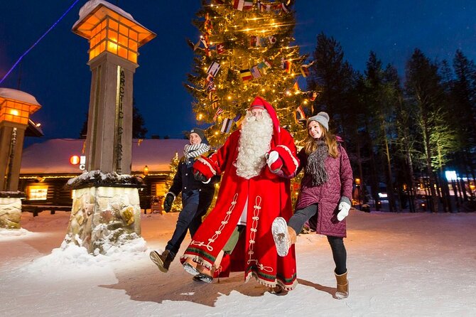 Meet Santa Claus & Santa's Reindeer Ride & Greet Huskies - Meeting Santa Claus in His Office: Photos, Pace, and One Smart Tip