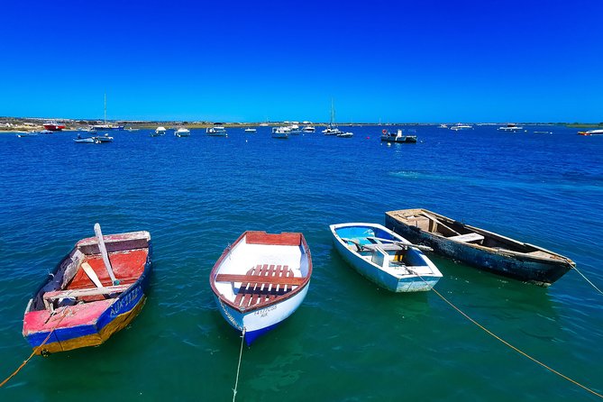 Meet Santa Luzia / Capital do Polvo / Salinas in a 100% electric Tuk Tuk - Meeting point and how the tour flows