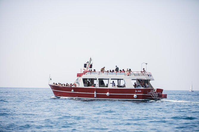 Mini-cruise tour to the Caves of Santa Maria di Leuca - The mini-cruise rhythm: timing, group size, and what to expect on board