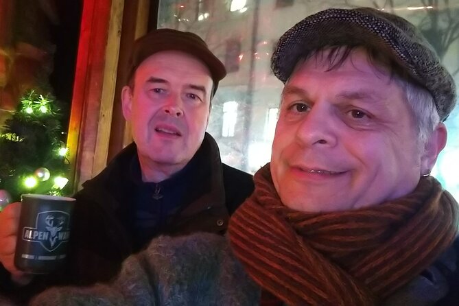 Munich Christmas Market Small Group Tour with Gingerbread Heart - Timing and meeting points: how to avoid cold confusion