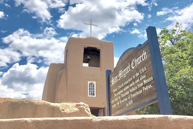 New Mexican Flavors Food Tour of the Santa Fe Plaza - The walking route: Santa Fe’s center, built around stories