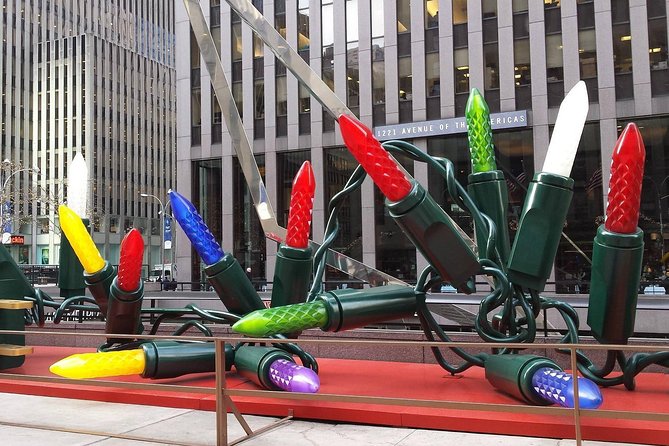 New York Christmas Holiday Small-Group Walking Tour - The Crowd Reality: What I Think You Should Plan For